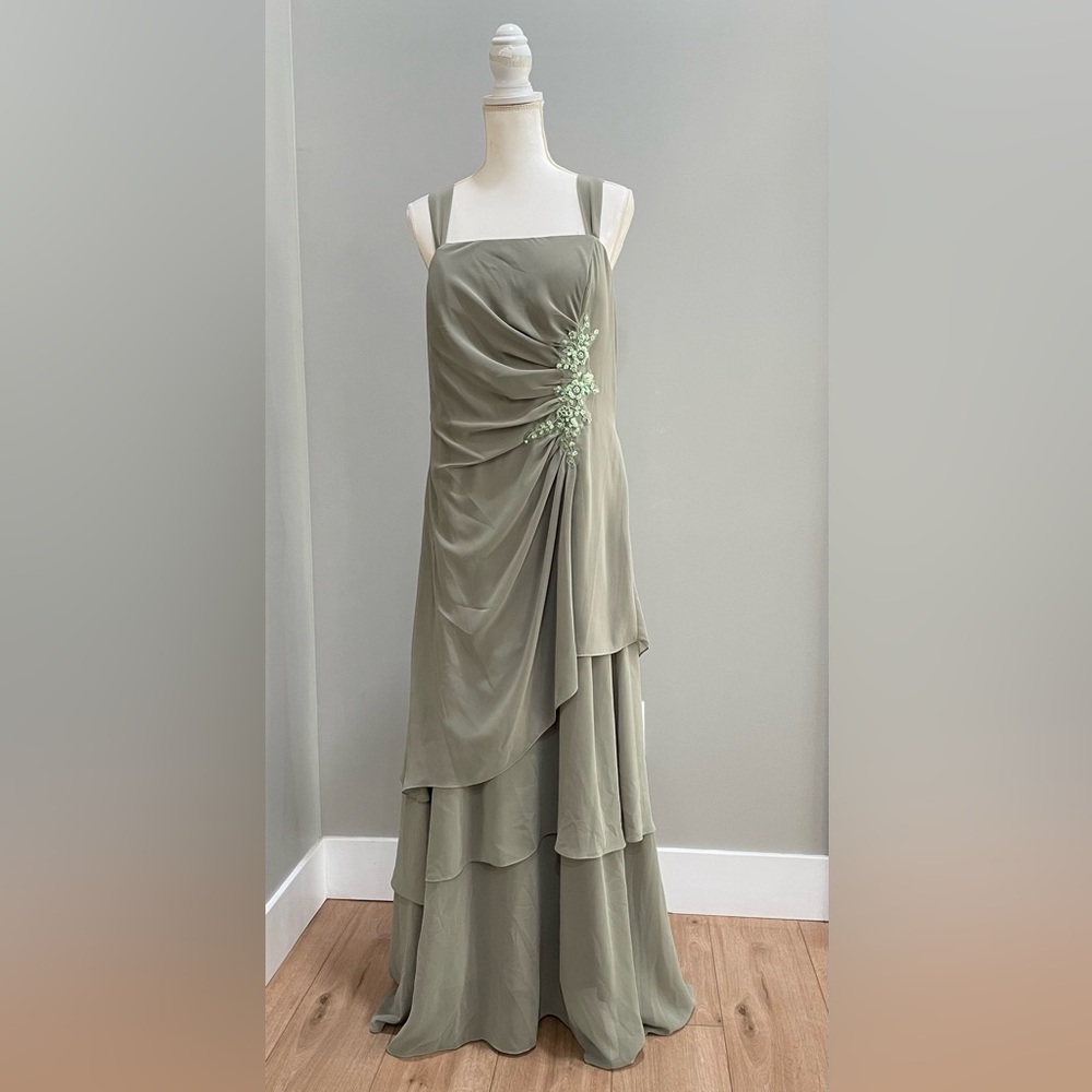 🌟3x Host Pick🌟Women’s Olive Poly USA Long Dress